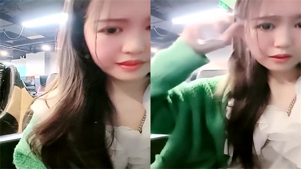 【痴女实战】高跟马尾贫乳妹紧身裙卖场公测！超近距特写狂抠嫩穴蜜汁四溅，淫语调教互动高潮娇喘实录